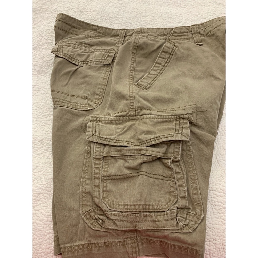 Union Bay  grey cargo shorts;Inseam 10 1/2”